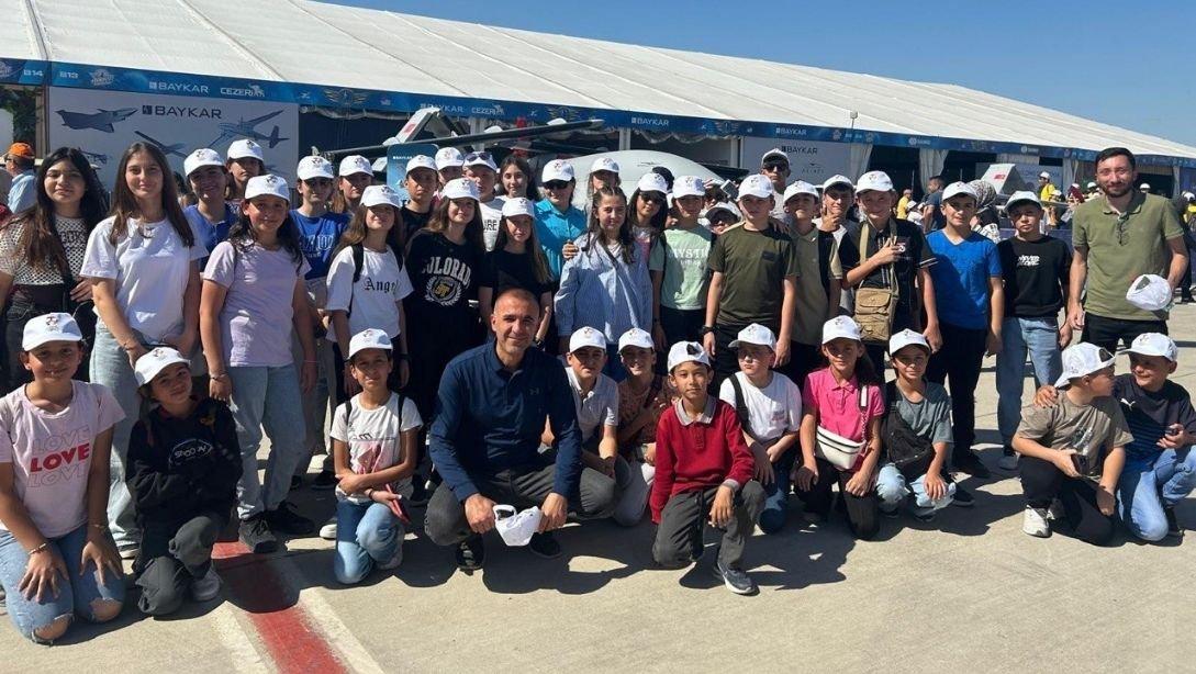 İlçemiz Okullarından Güzelyurt Atatürk Ortaokulu, Adana'da Düzenlenen Teknofest'e Ziyaret Gerçekleştirdi